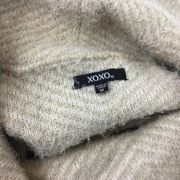 XOXO, Sweater - Picture 3 of 13